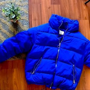 FOREVER 21 Blue Cozy Puffer Jacket — M